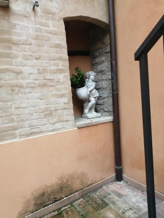San Rocco Affittacamere ซาน เซเวริโน มาร์เค ภายนอก รูปภาพ