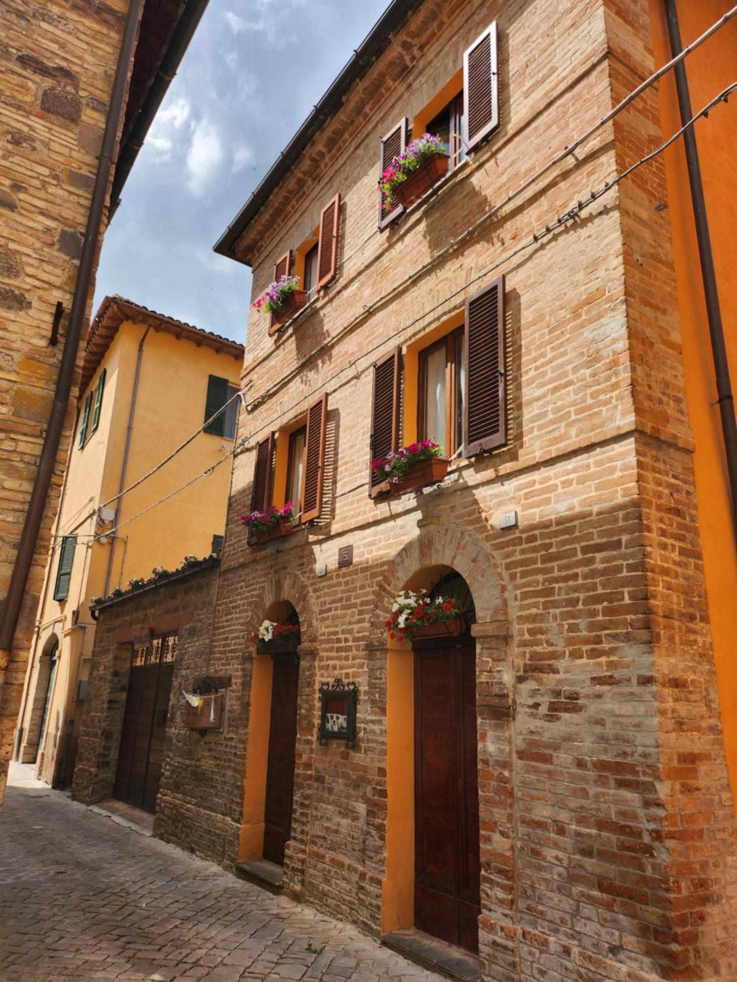 San Rocco Affittacamere ซาน เซเวริโน มาร์เค ภายนอก รูปภาพ